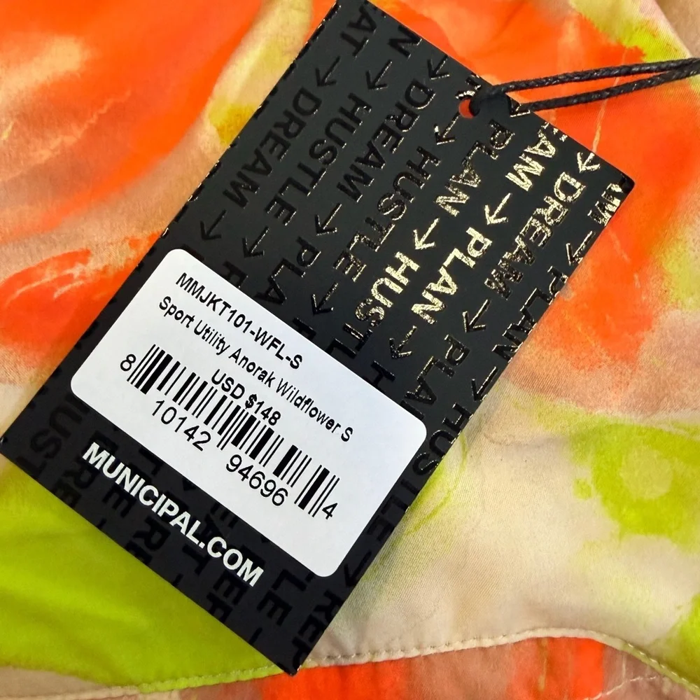 N/A lightweight pullover